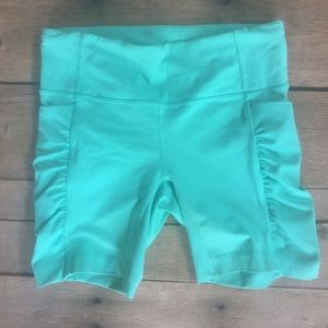Lululemon speed track shorts in Bali breeze